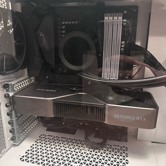 Custom Gaming PC - Picture 1 of 4